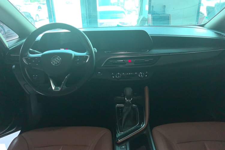 Used Buick GL6 2021 323T Mild Hybrid Connect Luxury Model
