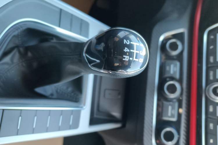 Used FORTHING T5 2021 Revised 1.6L Manual Comfort Version