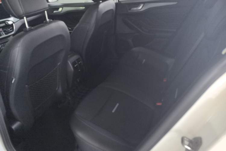 Used Ford Focus Active 2020 EcoBoost 180 Automatic Trendy Model
