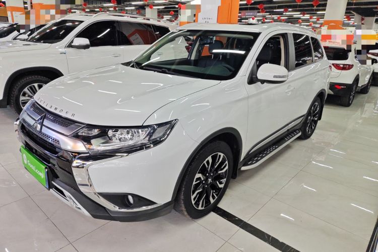 Used Mitsubishi Outlander 2019 2.0L Two-Wheel Drive Comfort Edition 5 Seats China VI Standard