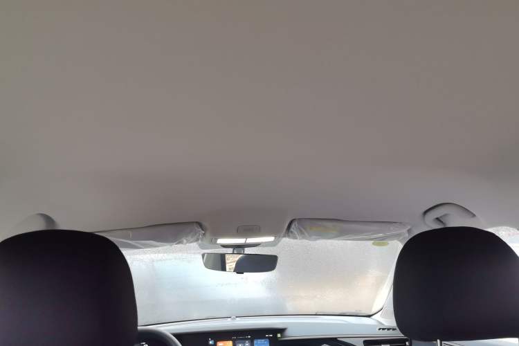 Used Roewe i5 2026 Model 1.5L Manual Comfort Version
