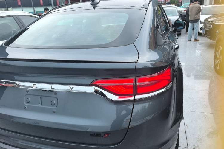 Used Geely Auto Monjaro S 2021 2.0TD Automatic Two-Wheel Drive Lightning Edition
