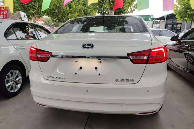 Used Ford Escort 2017 Happiness Edition 1.5L Automatic Fashion Version