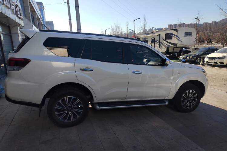 Used Nissan Terra 2018 2.5L Automatic 4x4 Luxury Edition