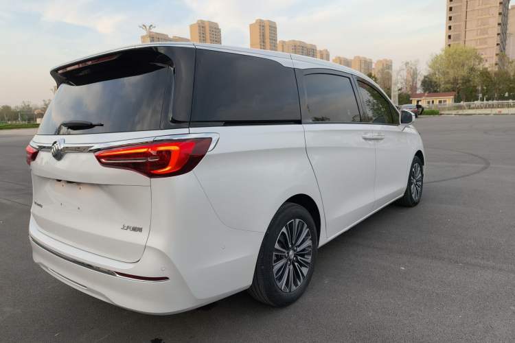 Used Buick GL8 2021 ES Landtrek 653T Luxury Model