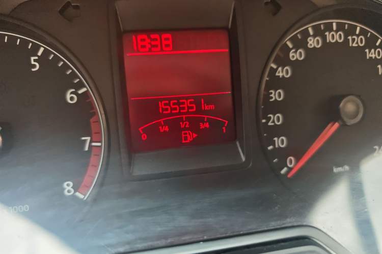 Used Volkswagen Jetta 2015 1.6L Automatic Fashion Model