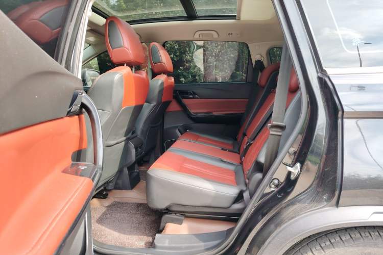 Used FORTHING T5L 2020 1.5T Automatic Luxury 7-Seater China VI Standard
