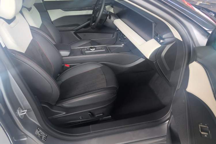 Used Ford Mondeo 2022 Restyled EcoBoost 245 Luxury Version Right Front Seat