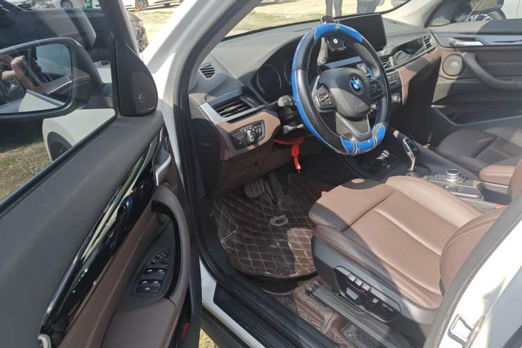 Used BMW X1 2020 sDrive25Li Leading Model
