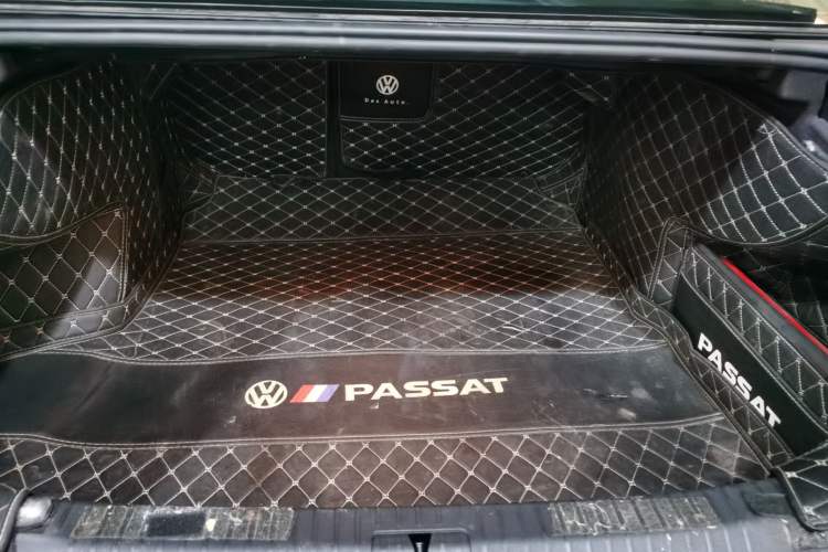 Used Volkswagen Passat 2022 330TSI Luxury Edition Trunk