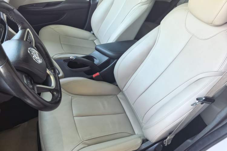 Used Buick GT 2018 15T Dual-Clutch Elite Model China V Standard
