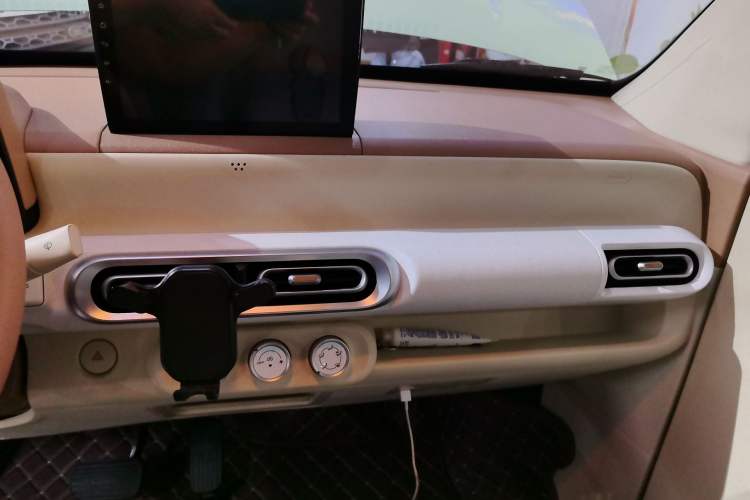 Used Wuling Hongguang MINIEV 2024 3rd Generation 215km Youth Edition