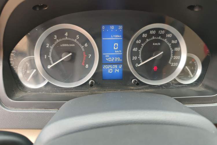 Used BAIC E Series 2013 Sedan 1.5L Manual Lotte Edition
