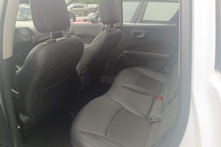 Used Jeep Compass 2017 200T Automatic Enjoyment Version