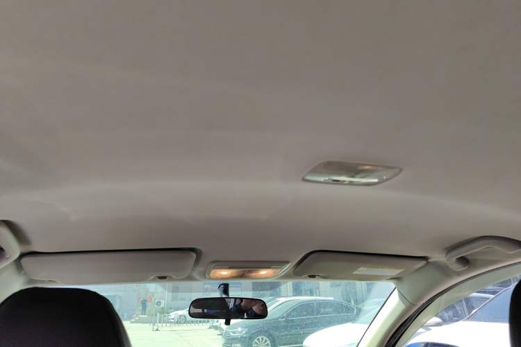 Used Honda Vezel 2015 1.5L CVT two-wheel drive Comfort trim
