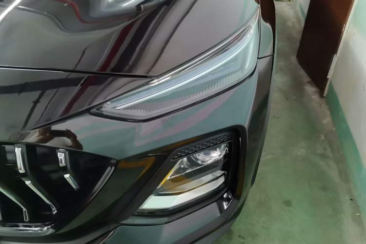 Used SOL X8 2021 300T DCT Leading Smart Connectivity Version 6 Seats