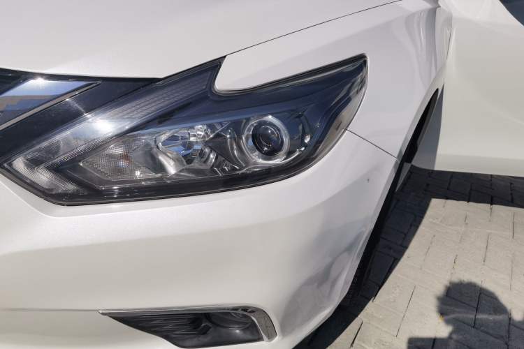 Used Nissan Teana 2016 2.0L XL Comfort Edition Left Front Headlight