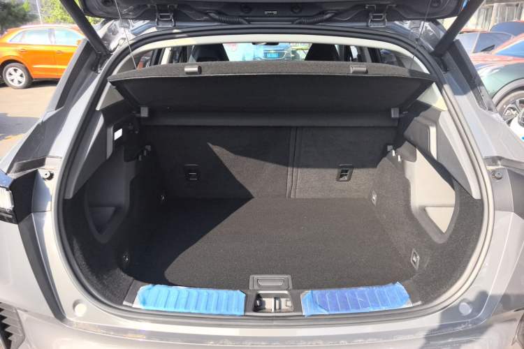 Used Lynk & Co 06 2020 1.5T YAO Halo