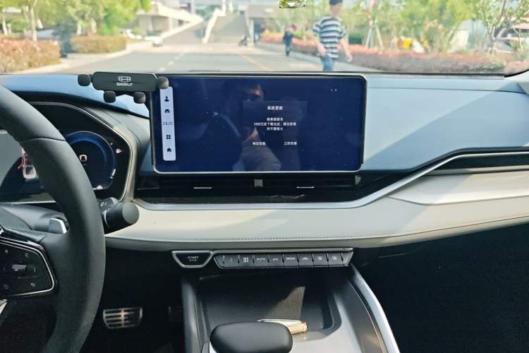 Used Geely Auto Preface 2023 2.0TD Prestige Version Audio And AC Panel
