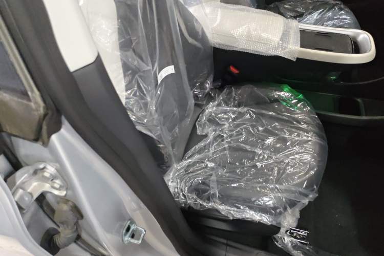 Used Dongfeng NAMMI 01 2024 New Edition 330 Plus Smart+