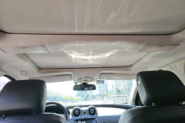 Used Jaguar XJ 2015 XJL 2.0T Two-Wheel-Drive Elegant Business Edition