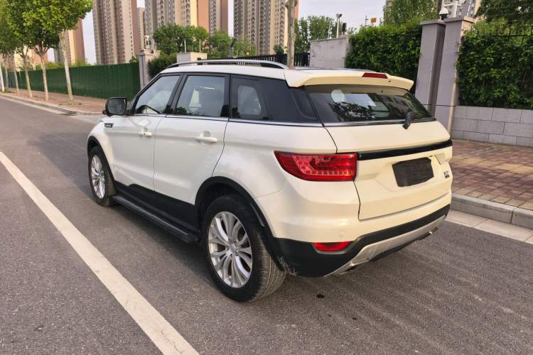 Used Land X7 2016 2.0T Panoramic Prestige Edition Exterior 5