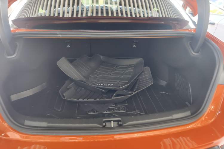 Used Lynk & Co 03 2025 2.0TD DCT Champion Edition Pro Trunk