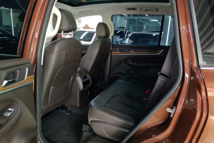 Used Roewe RX8 2018 30T Smart Connectivity All-Wheel Drive Supreme Edition