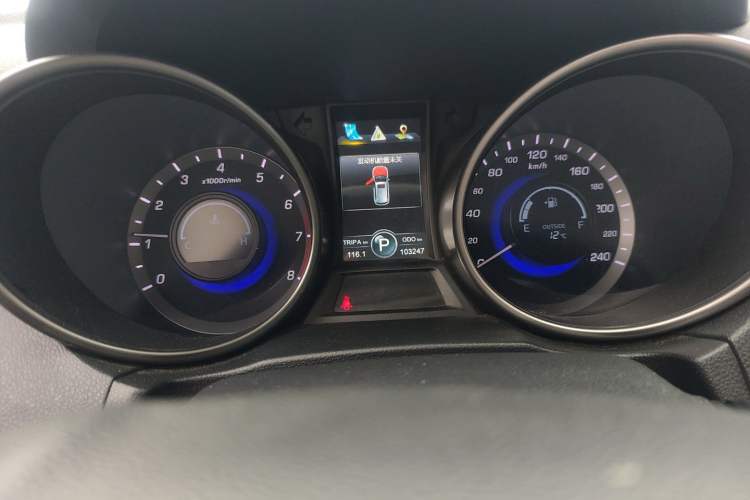 Used Changan CS75 2014 1.8T Automatic Elite Version China V Standard