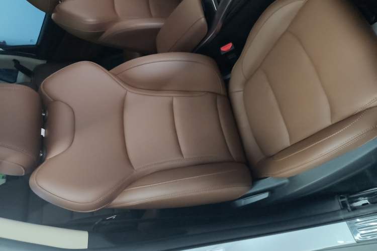 Used Geely Auto Emgrand X7 Sport 2021 1.8TD DCT Two-Wheel Drive Asian Games Edition