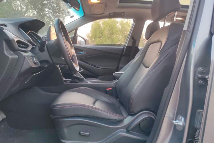 Used Chevrolet Orlando 2020 Light Hybrid Redline 530T Automatic Enjoyment Edition (5+2 Models)