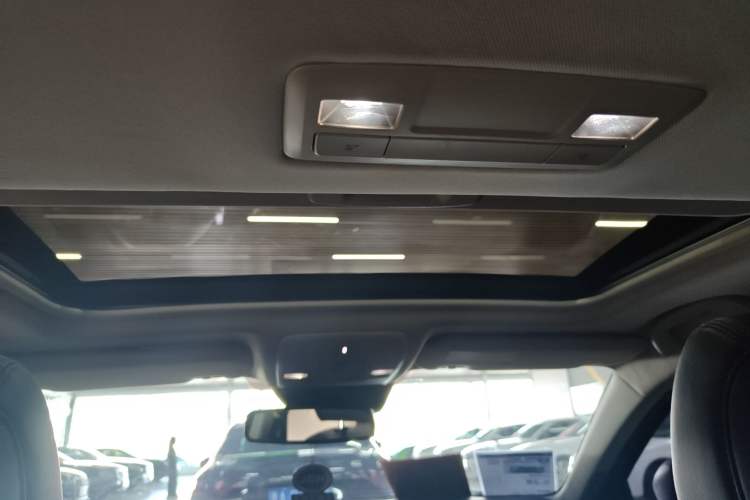 Used Mazda Atenza 2020 2.5L Skyline Sport Edition Interior 3