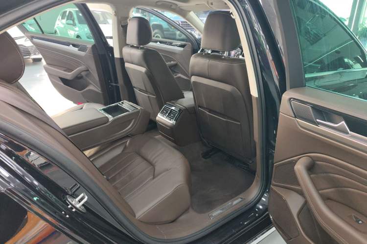 Used Volkswagen Phideon 2021 380TSI Luxury Edition