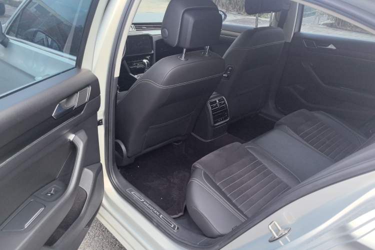 Used Volkswagen Magotan 2020 330TSI DSG Luxury Edition