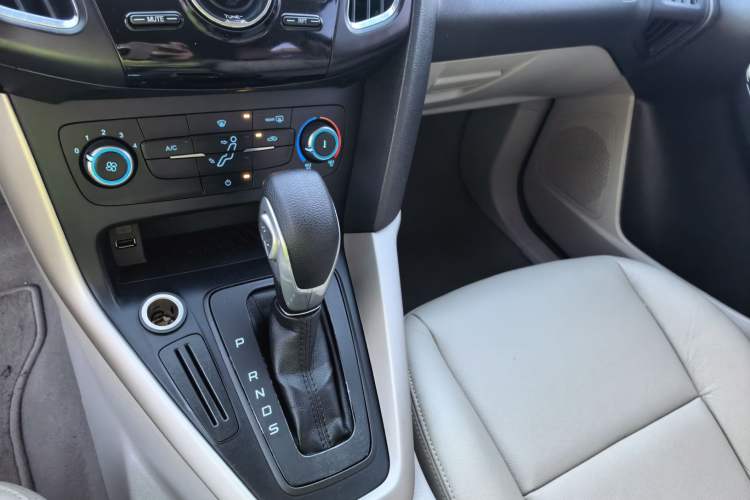 Used Ford Focus 2015 Sedan 1.6L Automatic Comfort Model