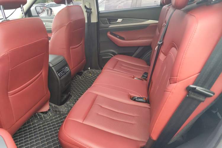 Used JETOUR X70S 2022 1.5T DCT Active Version 7-Seater
