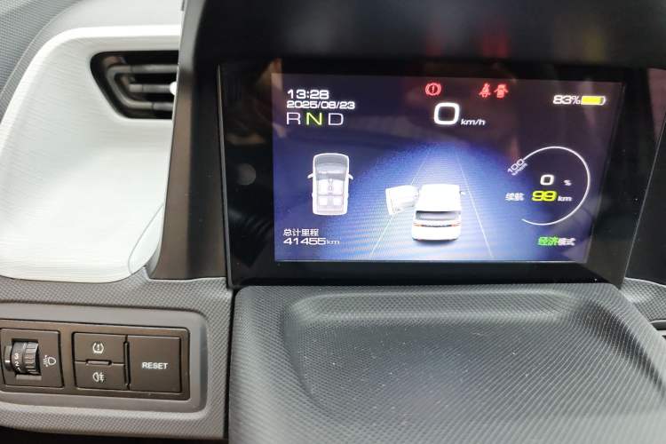 Used Wuling Hongguang MINIEV 2021 Macaron Fashion Edition Lithium-Ion Battery