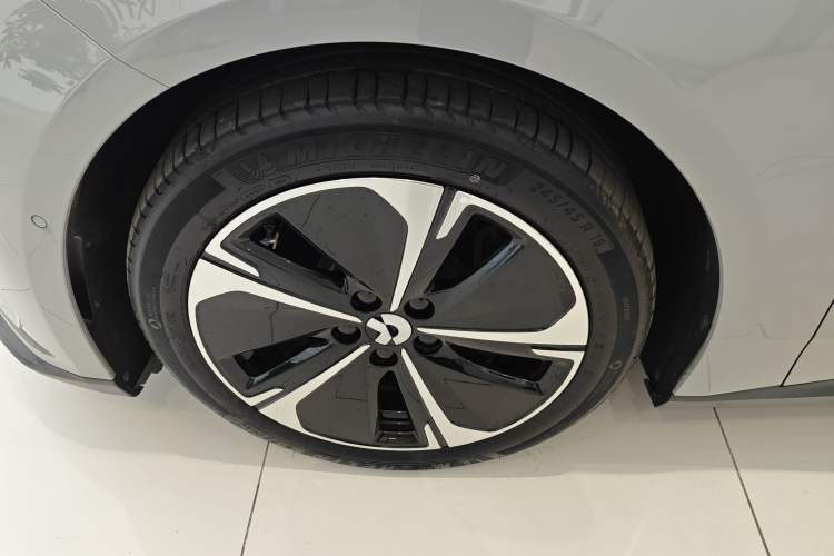 Used Nio ET5T 2024 75kWh Touring