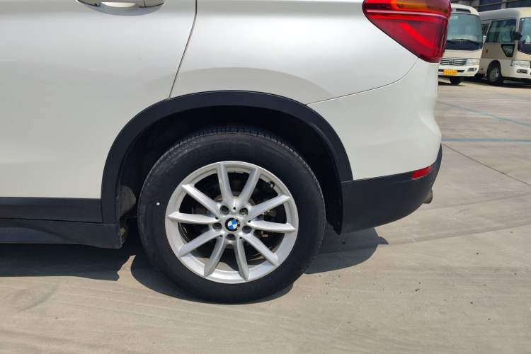 Used BMW X1 2018 sDrive18Li Fashion Model Exterior 3