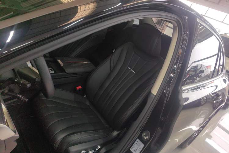 Used Hongqi H5 2023 2.0T Automatic Smart Connect Flagship Edition
