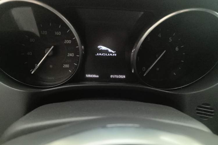 Used Jaguar F-PACE 2018 2.0T Four-Wheel Drive Urban Luxury Edition
