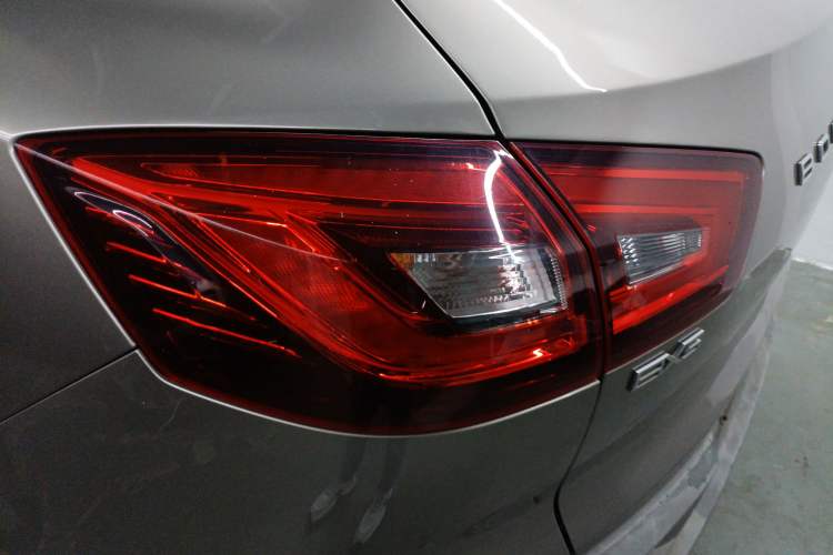 Used BORGWARD BX5 2017 20TGDI Automatic Two-Wheel Drive Pioneer Edition
