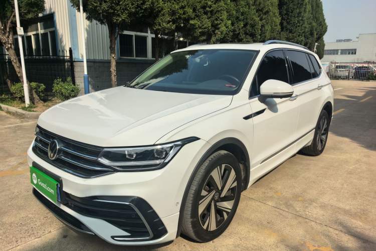 Used Volkswagen Tiguan L 2023 Restyled 330TSI Automatic Two-Wheel Drive R-Line Enhanced Comfort Version