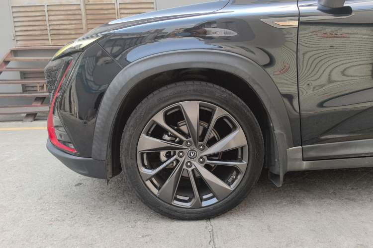 Used CHANGAN UNI-T 2020 1.5T Flagship Version Exterior 4