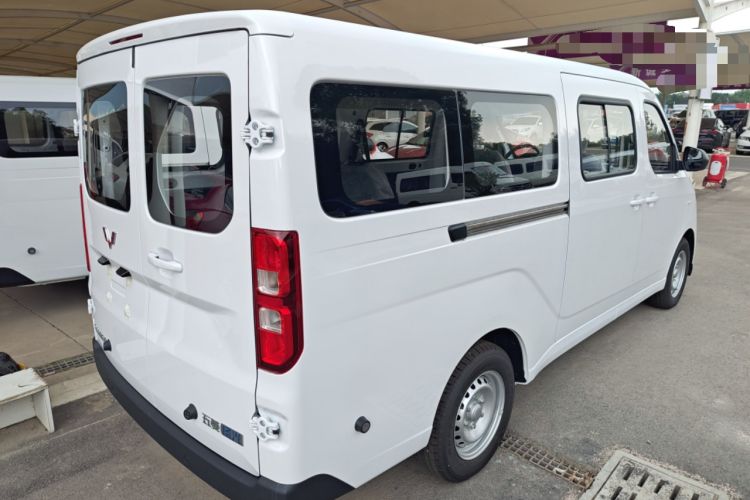 Used Wuling Yangguang 2025 Model 400km Bus Edition—Comfort Edition