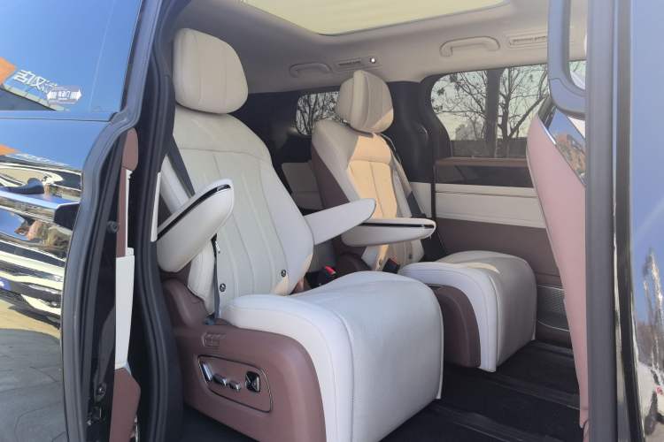 Used BYD Xia 2025 DM-i 1.5T 100km Supreme Edition
