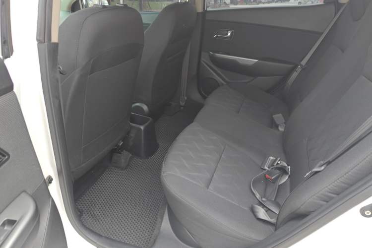 Used Kia K2 2012 Sedan 1.4L Automatic GLS Commemorative Edition