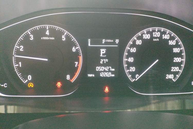 Used Honda Accord 2018 260TURBO Elite Edition China VI Odometer Close Up