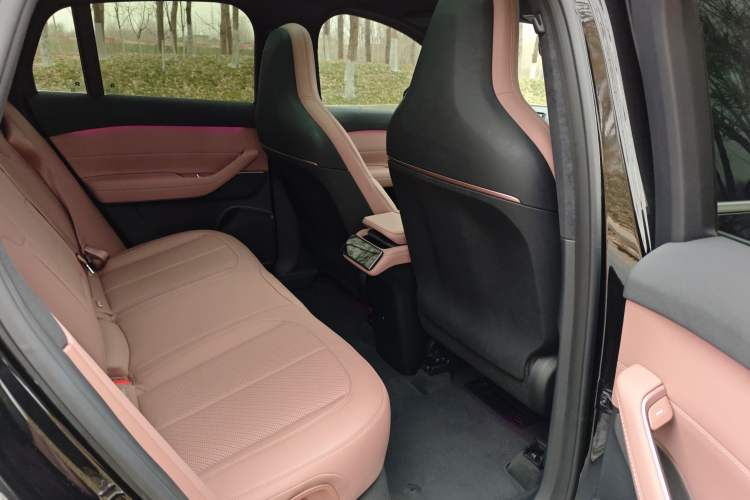 Used Nio EC6 2023 75 kWh
