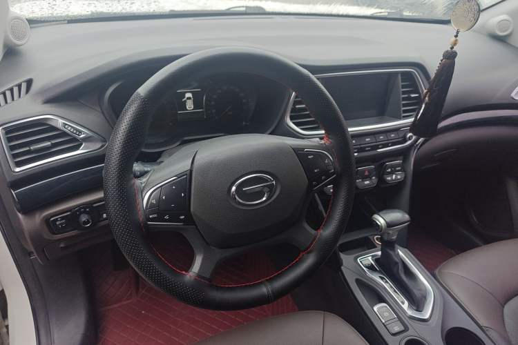 Used GAC Trumpchi GS4 2017 235T Automatic Two-Wheel Drive Luxury Smart Connectivity Version
